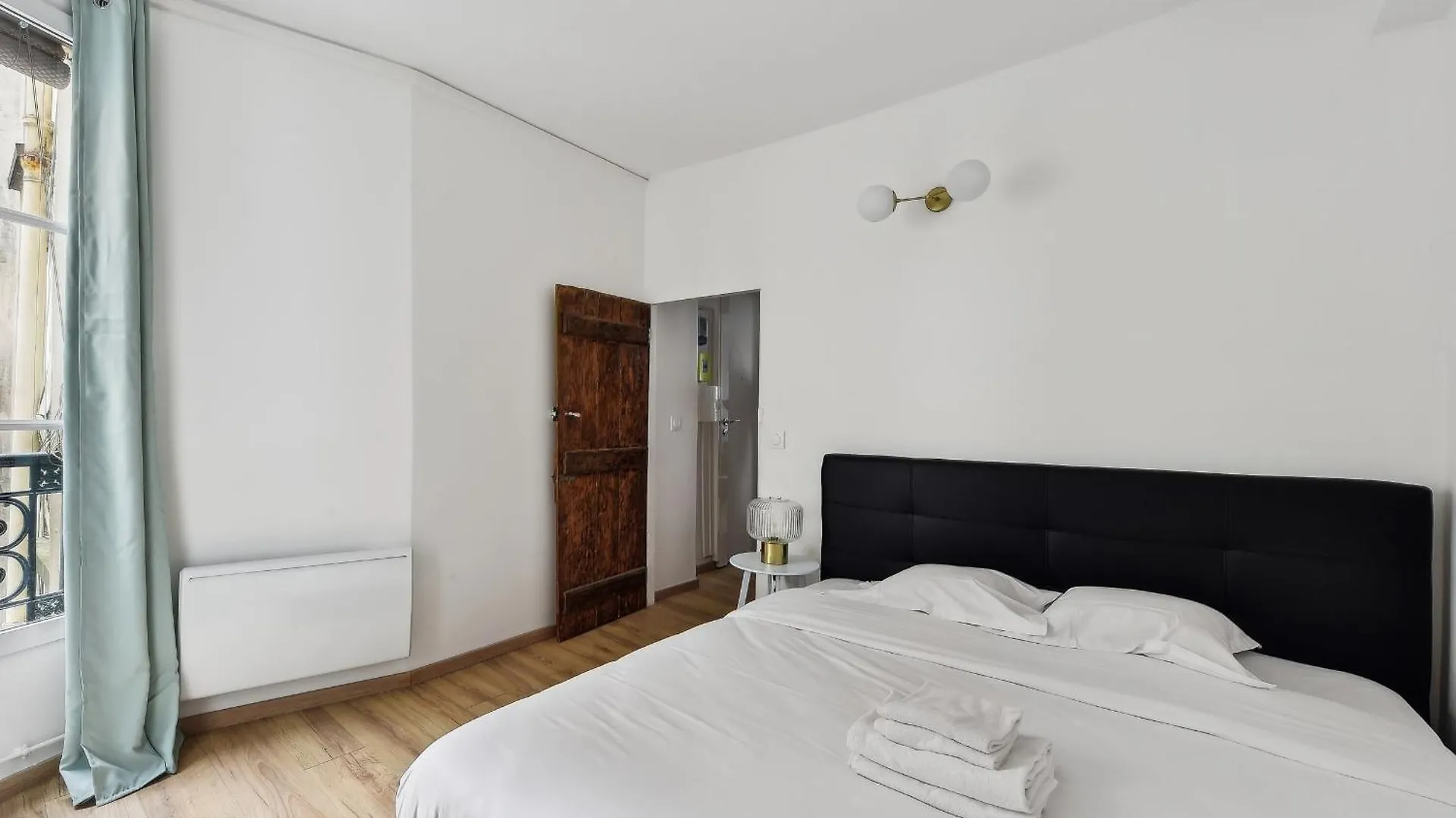 Montmartre - 2br - Cityapartmentstay דירה פריז