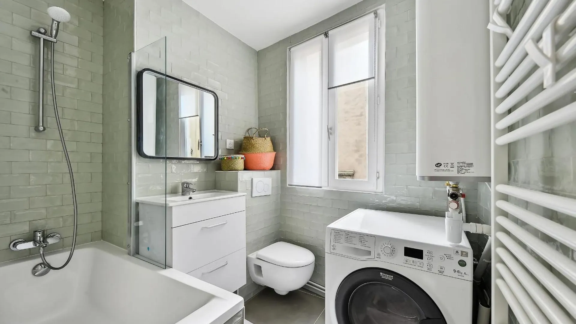 Montmartre - 2br - Cityapartmentstay פריז